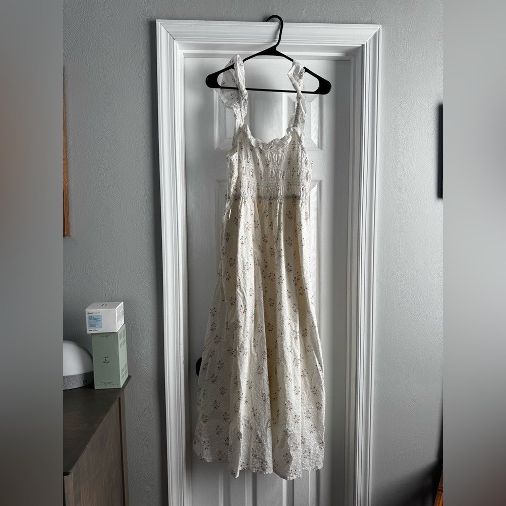 Women's Cream Floral Maxi Dress with Lace Trim